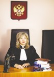 Женщина в судейской мантии